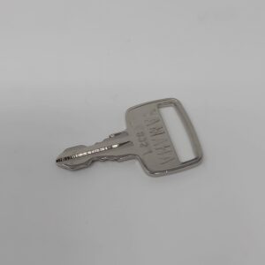 Yamaha 90890-56020-00 0/M Key (832)